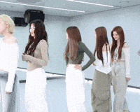 Nmixx GIF