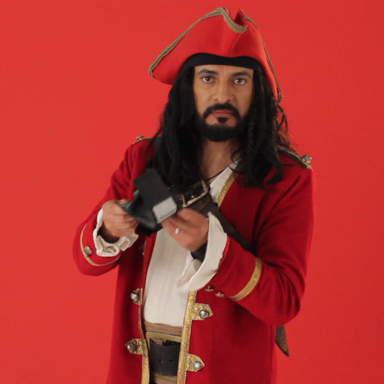 mar long hair GIF by Pico ADW