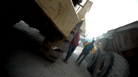 gold miners GIF by Discovery Europe