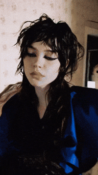 cattura fashion beauty ai cover GIF