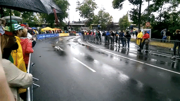 Alejandro Valverde Fractures Kneecap in Tour de France Crash