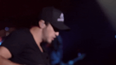 lukebryan giphyupload luke bryan drunk on you giphylukebryandrunkonyou GIF