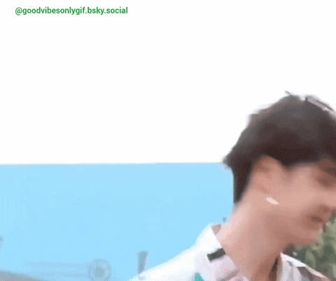 marifanaccount hair headshake wangyibo GIF
