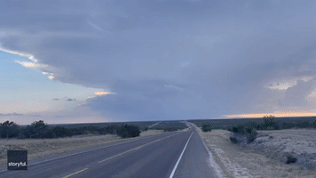 Storm Chaser Captures Supercell Brewing in South West Texas
