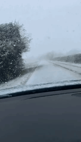 British Authorities Warn of Dangerous Roads as Snow Sweeps Over UK