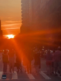 'Manhattanhenge' Glow Fills New York Streets
