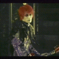 dekifruiiti guitar visual kei playing guitar vkei GIF