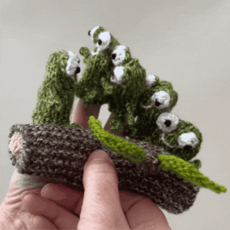 Frogs Finger Puppets GIF by TeaCosyFolk