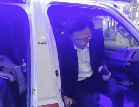 58d4b6a0e8004dd6a499524384e88c9f giphyupload GIF