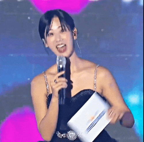 Yoni GIF
