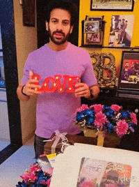 Karanveermehra GIF