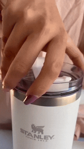 valengonzalez22 giphyupload GIF