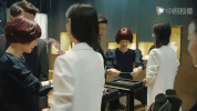 shopping wo de qian ban sheng GIF