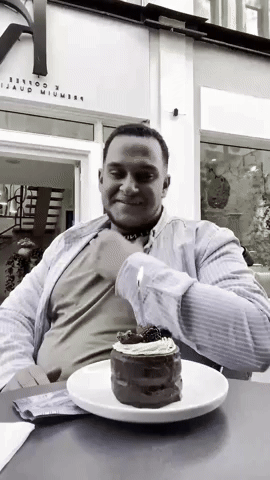 Ajaeeb omar عمر omar ajaeeb ajaeeb GIF