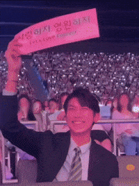 Mewsuppasit Love GIF