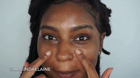 katiabiu giphygifmaker biutest blackeye darkcircles GIF