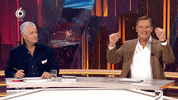Shownieuws happy feest dans blij GIF