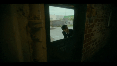 MCMinnow giphyupload umbrella academy s2e5 number five GIF