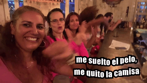 yemayapictures me suelto el pelo me quito la camisa GIF