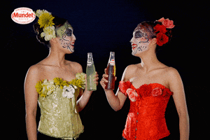 SidralMundet red green laughing feliz GIF