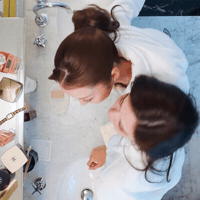 Perfume Chanel GIF