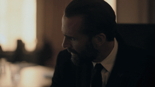 hulu giphyupload hulu elisabeth moss handmaidstale GIF