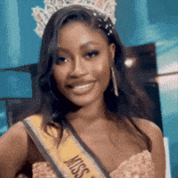 Liza Umusu GIF