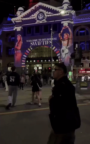 Melbourne Lights Up Flinders Street Station to Welcome Swifties