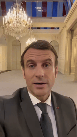 MACRON ANNONCE SA DEMISSION / DEEPFAKE BY SYSTAIME