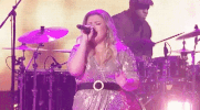 kelly clarkson nyre 2018 GIF by New Year's Rockin' Eve