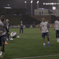 Happy Champions League GIF by FC Bayern Munich