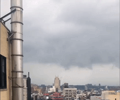 Lightning Strikes in New York City Amid Storm Warnings