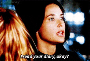 demi moore com GIF