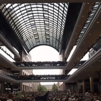 Huge Flashmob Orchestra Strikes the Right Note in Berlin Mall