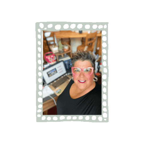 robinblackburnmarketing giphygifmaker robin blackburn robin blackburn marketing robin blackburn marketing frame tilty Sticker