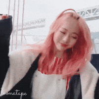 Loona Vivi GIF