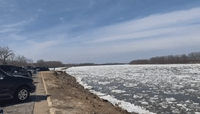 Ice Jam Flows Down Missouri River Ahead of Warmer Weekend