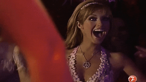GIFs de Mia Colucci | Tenor