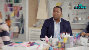 lilinterns what wtf confused annoyed GIF