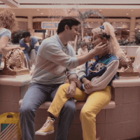 stranger things indiana GIF by netflixlat