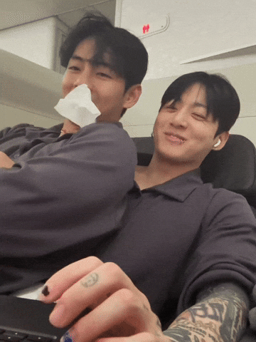 Kim Taehyung Chill GIF