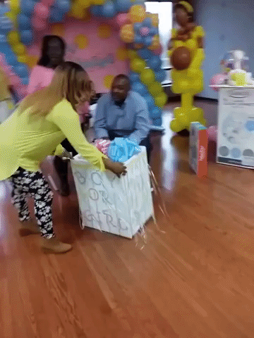 Baby Gender Revealed in Very Unique Fashion at Shower