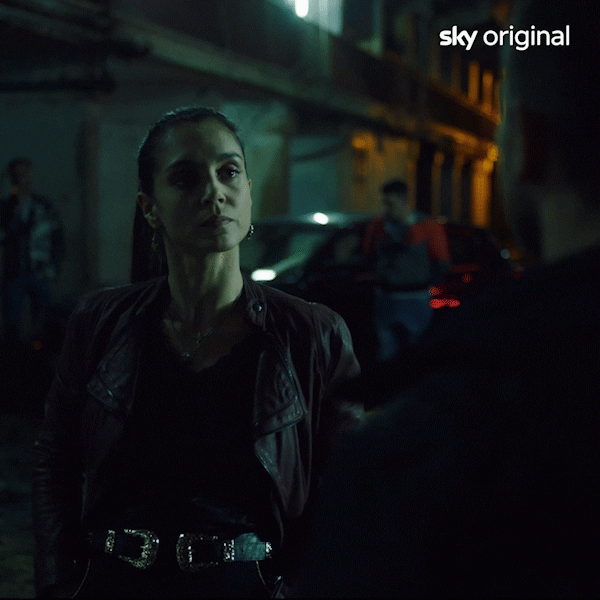 Sky_ES giphyupload sky sky original gomorra GIF