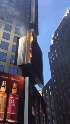 Fire Breaks Out on Times Square Billboard