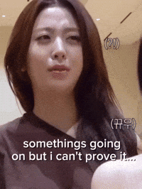 Huh Yunjin GIF