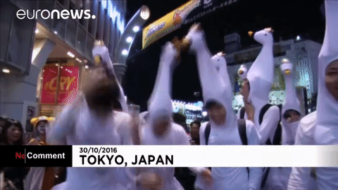 Halloween Tokyo GIF by euronews