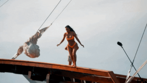 Bunim-MurrayProductions giphygifmaker e kim kardashian bali GIF