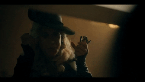 MCMinnow giphyupload lila s2e4 umbrellaacademy GIF