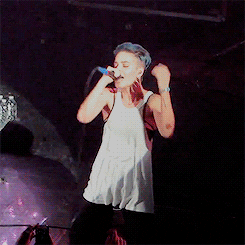 halsey GIF