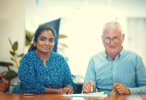 GIF by DUO pour un EMPLOI